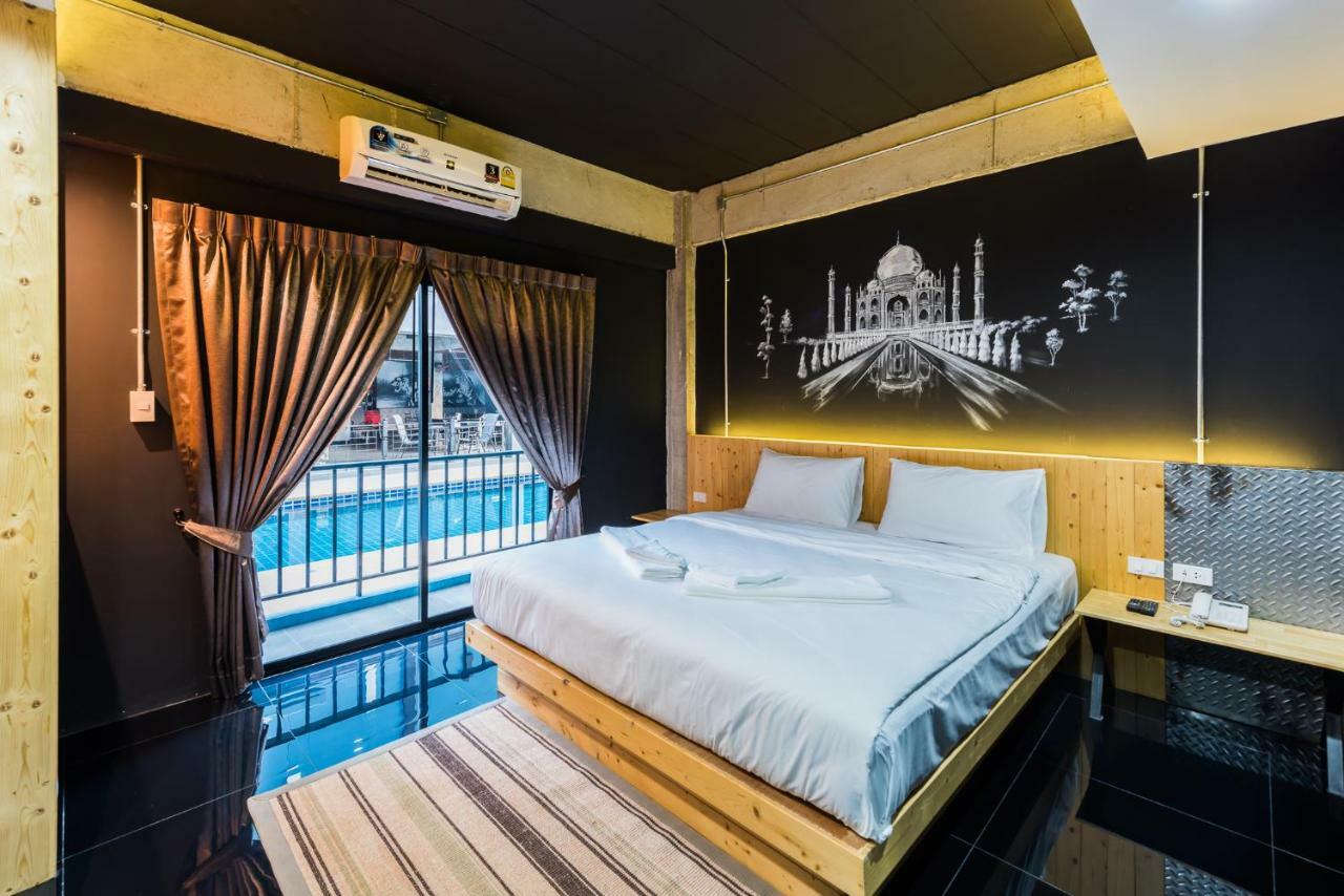 Nine Blue Residence Pattaya Exteriör bild