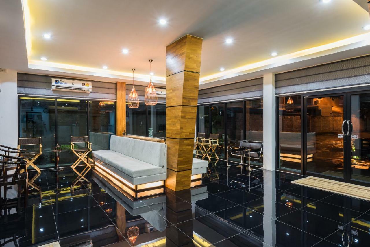 Nine Blue Residence Pattaya Exteriör bild
